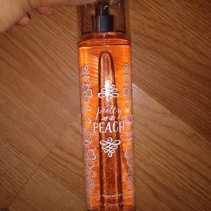 Bath & Body Works Pretty As A Peach Fragrance